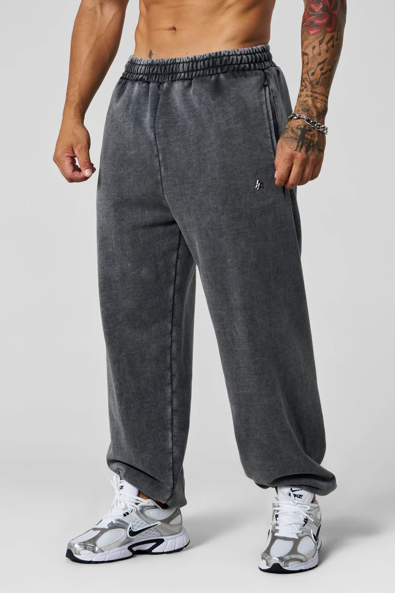 Elevated Essentials - Baggy Joggers Gris Oscuro
